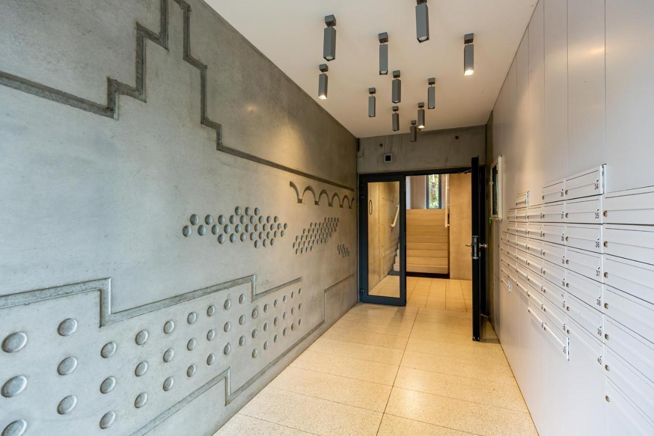 Apartment Praga Center By Noclegi Renters Warszawa Exteriör bild